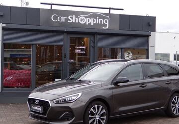 Hyundai i30 59.900 km 16.480 &euro; Roth 91154