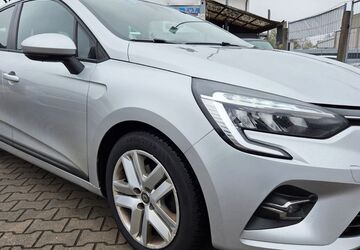 Renault Clio 185.000 km 7.990 &euro; Nürnberg 90439