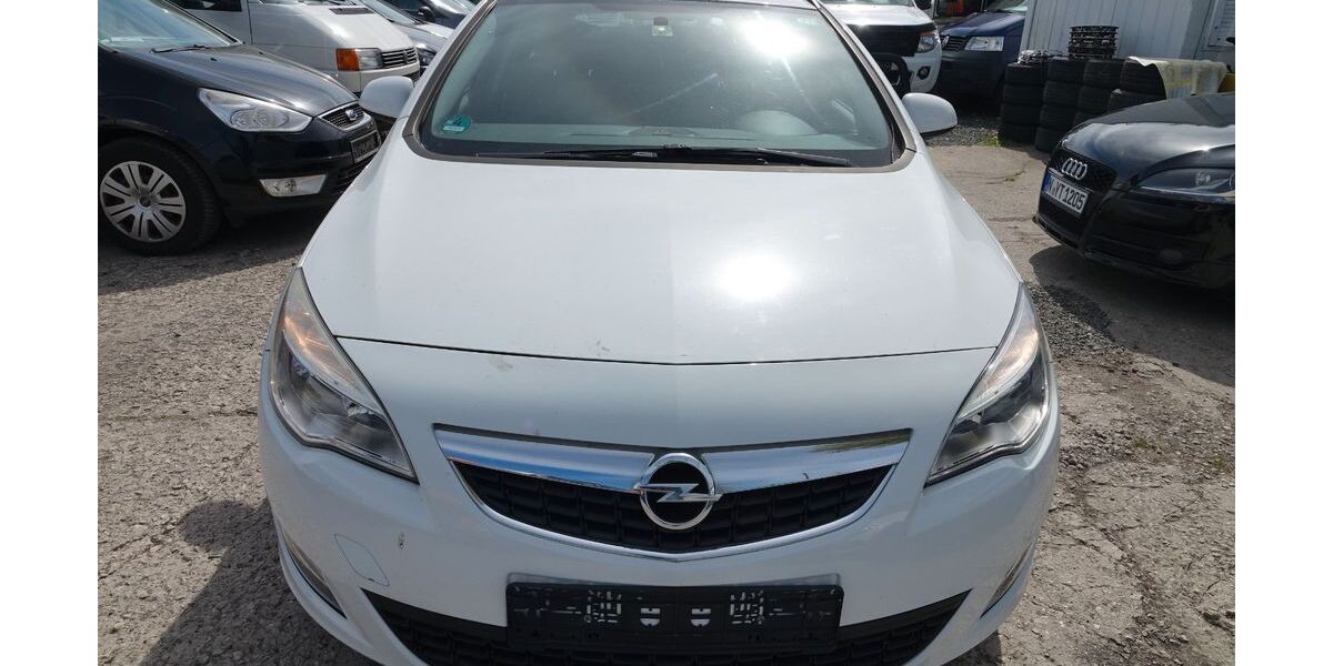 Opel Astra 239.893 km 900 &euro; Nürnberg 90431