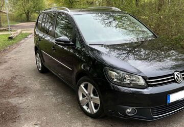 VW Touran 118.000 km 8.890 &euro; Nürnberg 90431