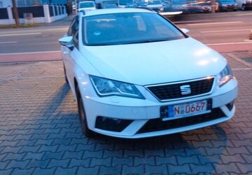 Seat Leon 36.000 km 12.990 &euro; Nürnberg 90431