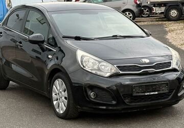 Kia Rio 143.000 km 3.490 &euro; Oberasbach 90522