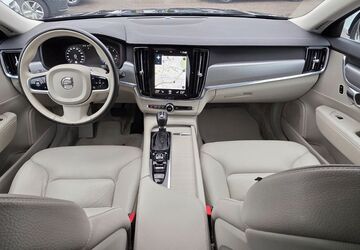 Volvo V90 169.970 km 18.900 &euro; Fürth 90763