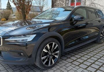 Volvo V60 Cross Country 123.350 km 21.300 &euro; Zirndorf 90513