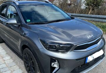Kia Stonic 59.000 km 17.500 &euro; Burgthann 90559