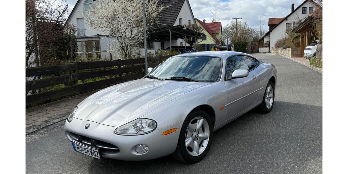 Jaguar XK8 158.831 km 14.900 &euro; Nürnberg 90459