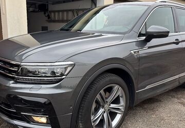 VW Tiguan 60.500 km 28.400 &euro; Feucht 90537