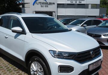 VW T-Roc 14.274 km 26.990 &euro; Nürnberg 90431