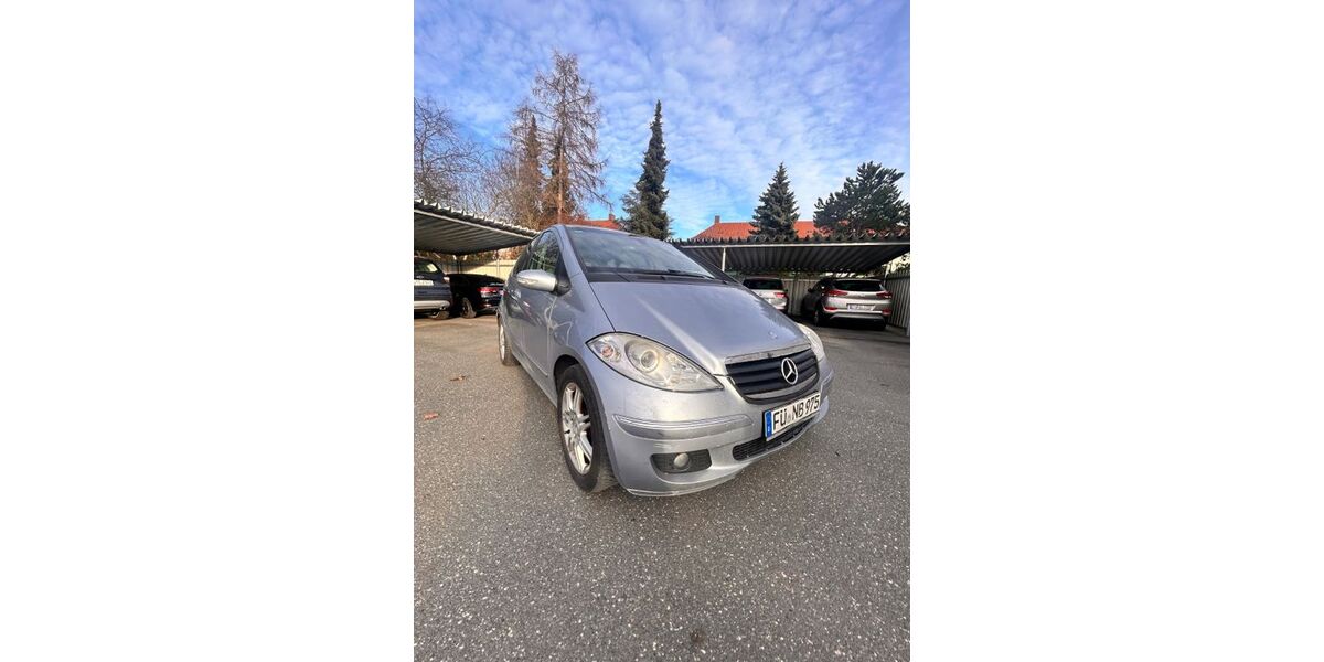 Mercedes-Benz A 180 281.736 km 1.000 &euro; Fürth 90766