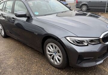 BMW 330 150.000 km 19.799 &euro; Fürth bei Nürnberg 90763
