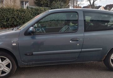 Renault Clio 230.372 km 750 &euro; Nürnberg 90449