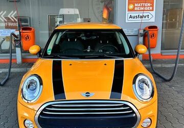 Mini Cooper D 121.348 km 10.300 &euro; Nürnberg 90478