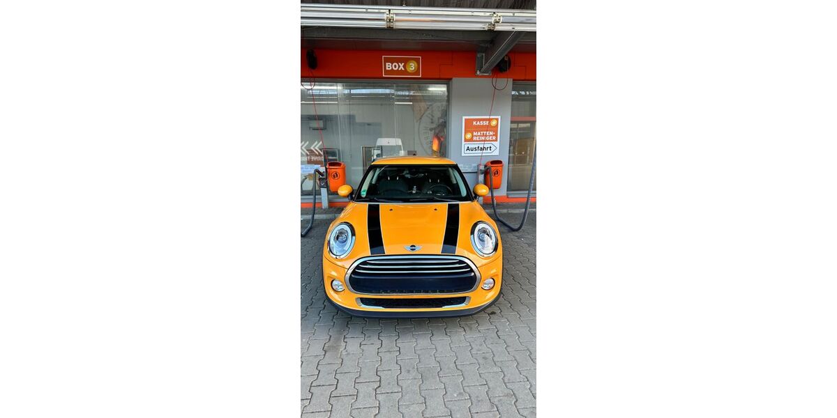 Mini Cooper D 121.348 km 10.300 &euro; Nürnberg 90478
