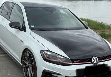 VW Golf 67.000 km 27.990 &euro; Nürnberg 90403