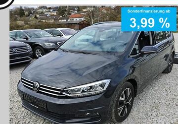 VW Touran 48.700 km 29.995 &euro; Neustadt/Aisch 91413