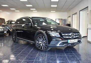 Mercedes-Benz E 400 144.332 km 28.880 &euro; Nürnberg 90431