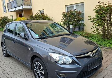 Hyundai i30 166.500 km 2.200 &euro; Fürth 90763
