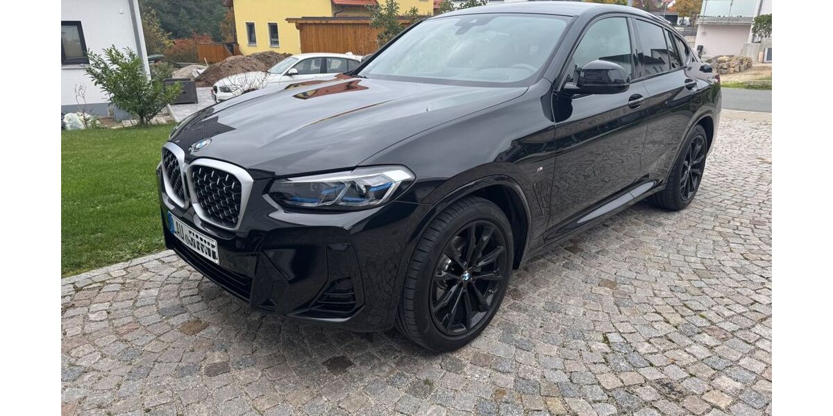 BMW X4 17.982 km 54.850 &euro; Simmelsdorf 91245