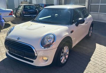 Mini One First 124.590 km 6.690 &euro; Forchheim 91301