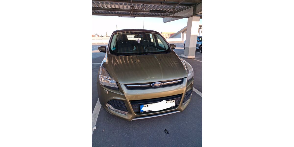 Ford Kuga 146.300 km 9.000 &euro; Nürnberg 90441