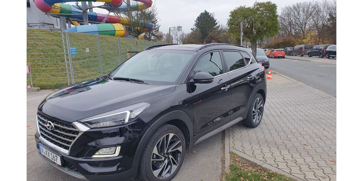 Hyundai TUCSON 62.000 km 22.900 &euro; Nürnberg 90453