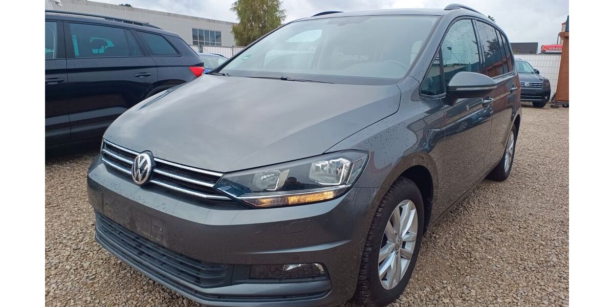 VW Touran 101.000 km 15.999 &euro; Fürth 90765