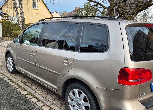 VW Touran 120.970 km 8.300 &euro; Nürnberg 90449