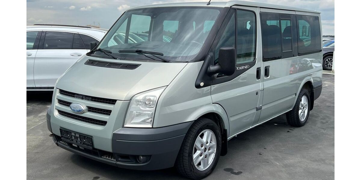 Ford Tourneo 230.000 km 8.000 &euro; Cadolzburg (bei Nürnberg) 90556