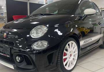 Abarth 695 23.133 km 26.990 &euro; Nürnberg 90482