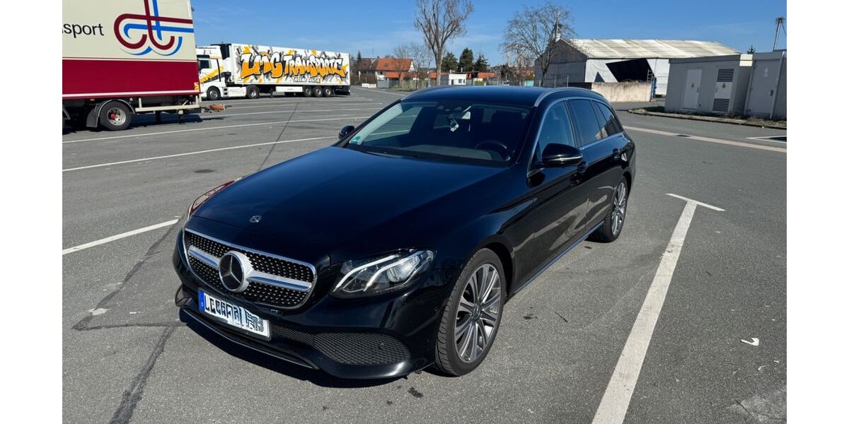 Mercedes-Benz E 220 205.800 km 19.900 &euro; Nürnberg 90419