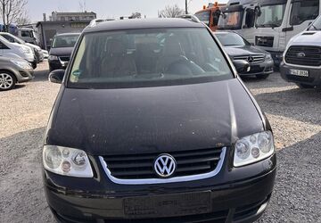 VW Touran 320.000 km 1.200 &euro; Nürnberg 90441