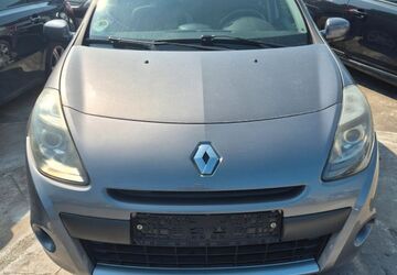 Renault Clio 40.000 km 3.950 &euro; Fürth 90763