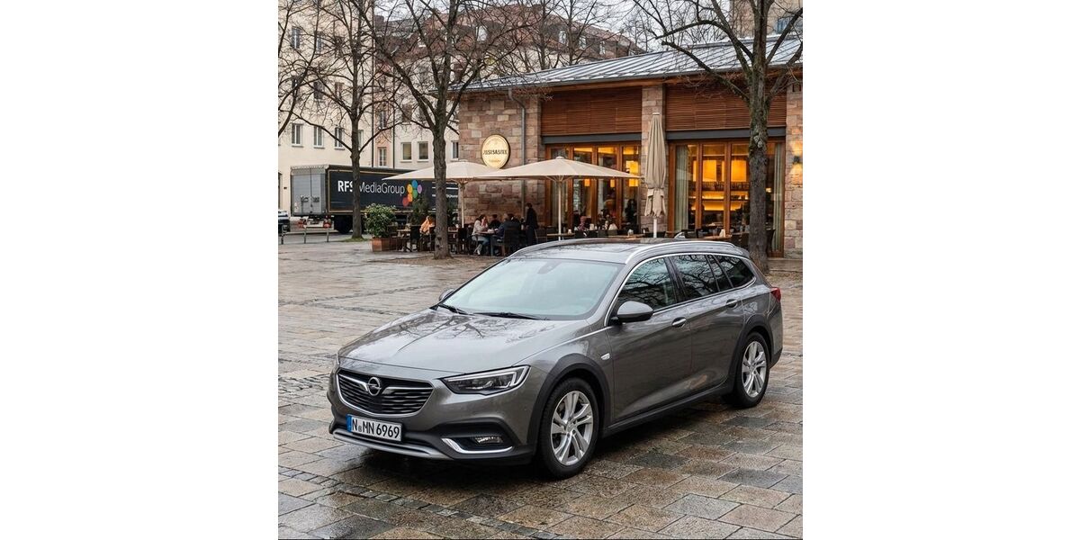 Opel Insignia 213.450 km 12.495 &euro; Nürnberg 90409