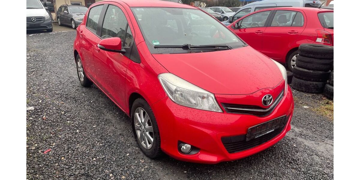 Toyota Yaris 138.000 km 3.700 &euro; Fürth 90763