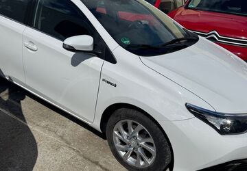 Toyota Auris 133.500 km 9.475 &euro; Fürth 90763