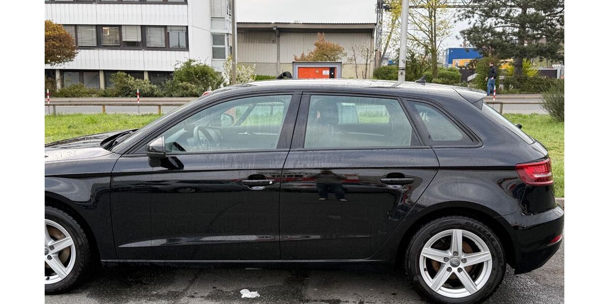 Audi A3 47.500 km 17.500 &euro; Nürnberg 90402