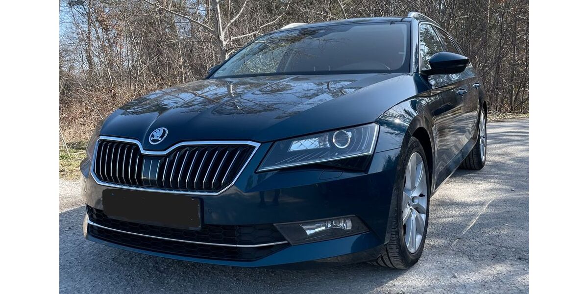Skoda Superb 187.000 km 15.300 &euro; Nürnberg 90469