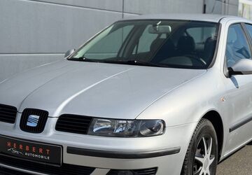 Seat Leon 63.570 km 4.900 &euro; Fürth 90763