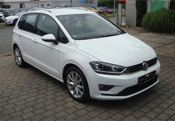 VW Golf Sportsvan 105.300 km 11.900 &euro; Fürth 90763