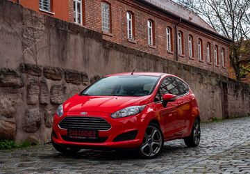 Ford Fiesta 14.000 km 6.999 &euro; Haag 91126