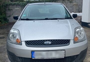 Ford Fiesta 213.312 km 890 &euro; Stein 90547