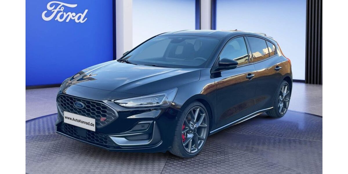 Ford Focus 11.500 km 35.690 &euro; Neustadt an der Aisch 91413