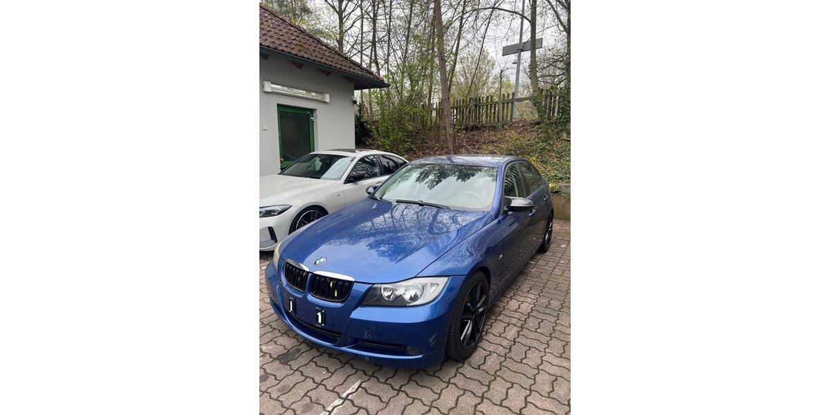 BMW 320 177.800 km 5.200 &euro; Nürnberg 90471