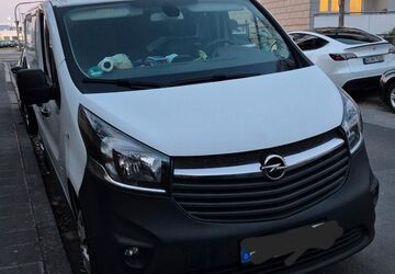 Opel Vivaro 96.044 km 9.500 &euro; Nürnberg 90469
