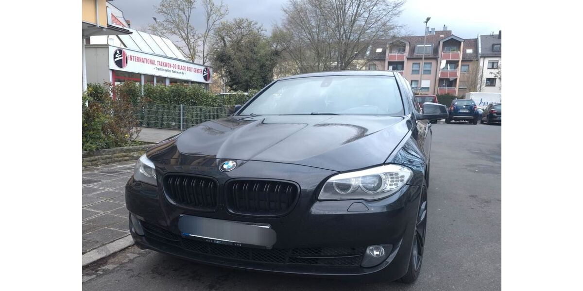 BMW 520 182.000 km 9.999 &euro; Nürnberg 90459