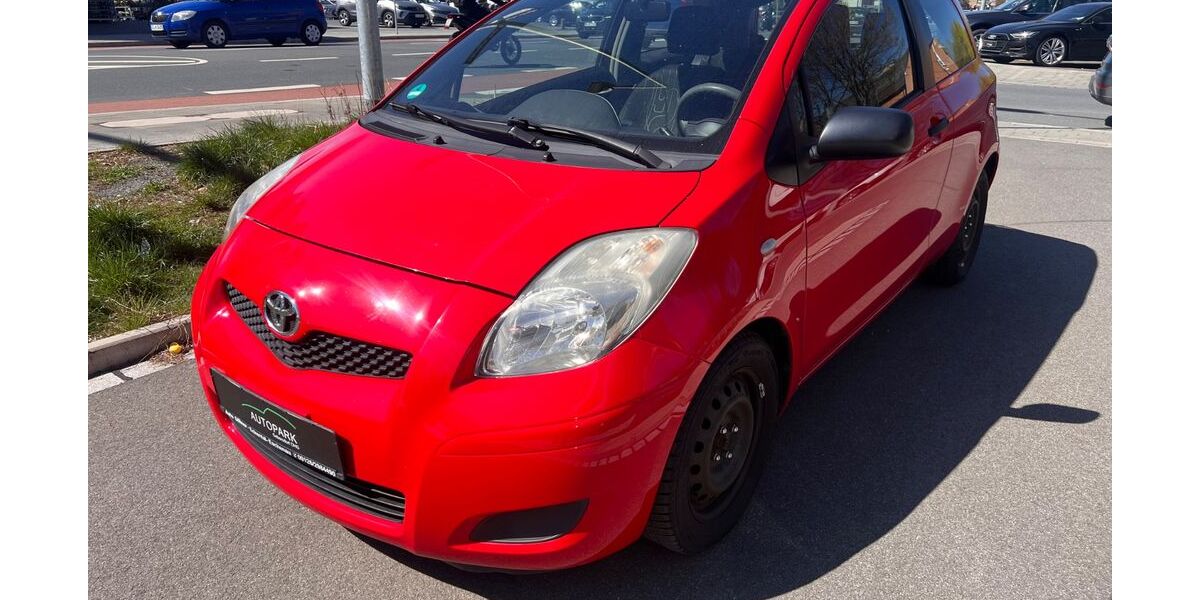 Toyota Yaris 147.000 km 1.990 &euro; Nürnberg 90449
