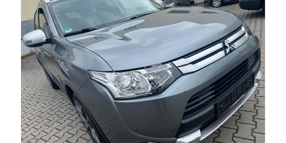 Mitsubishi Outlander 146.000 km 12.990 &euro; Schwabach 91126