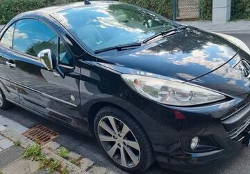 Peugeot 207 160.000 km 3.700 &euro; Altdorf 90518