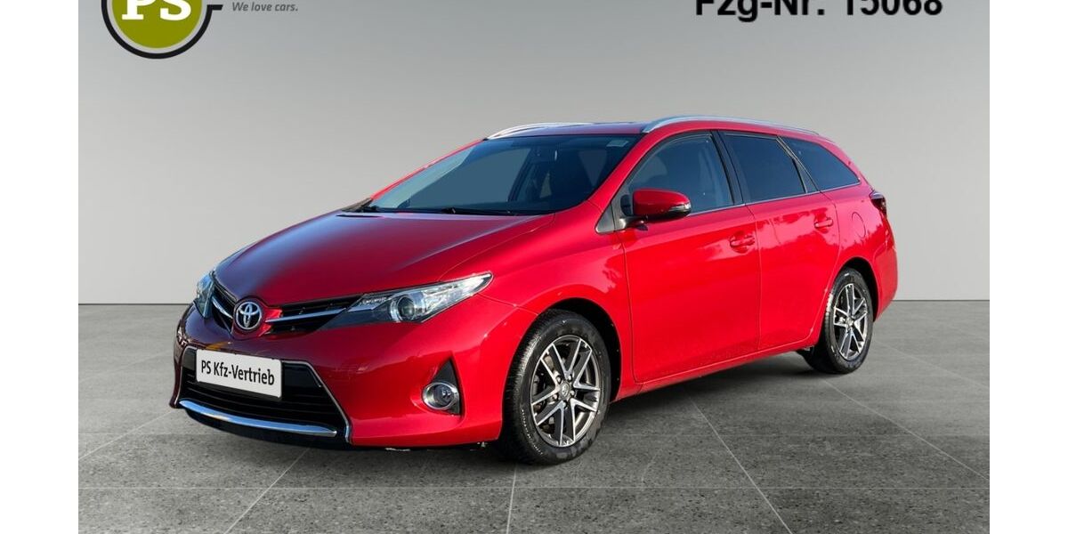 Toyota Auris 59.500 km 8.980 &euro; Nürnberg 90480