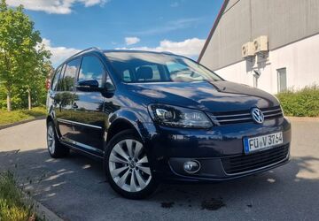 VW Touran 183.000 km 10.099 &euro; veitsbronn 90587